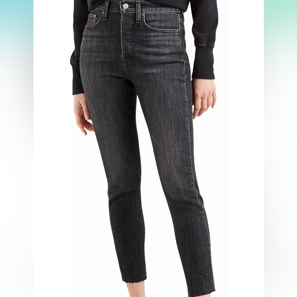 Levi’s Wedgie Skinny Jean